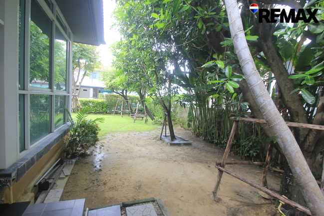 บ้านเดี่ยวมัณฑนาพระราม2 เทียนทะเล ตกแต่ง ต่อเติมแล้ว พร้อมเฟอร์นิเจอร์ แอร์ บ้านพร้อมอยู่ มีพื้นที่สวน ต้นโครงการใกล้ป้อมยาม สโมสร สระว่ายน้ำ ใกล้เซ็นทรัลพระราม2 โรงเรียนสวนกุหลาบ สำนักงานขนส่ง ทางด่วนพระราม2
