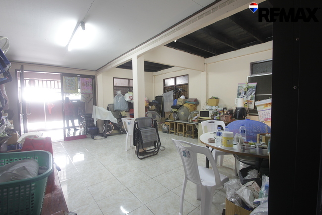 บ้านเดี่ยวเพชรเกษมพุทธมณฑลสาย3ซอย2 บ้านนอกโครงการไม่มีค่าส่วนกลาง ริมถนนเมนค้าขายทำธุรกิจได้ หลังบิ๊กซีโฮมโปรเพชรเกษม การเดินทางสะดวกใกล้มหาลัยเอเชียอาคเนย์ โรงพยาบาลวิชัยเวช