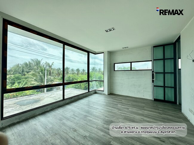 บ้านเดี่ยว 3 ชั้น 675 ตร.ม. สวนหลวง กระทุ่มแบน | สร้างเสร็จแล้ว พร้อมสระว่ายน้ำ บนที่ดิน 200 ตร.ว. | 16.5 ล้านบาท