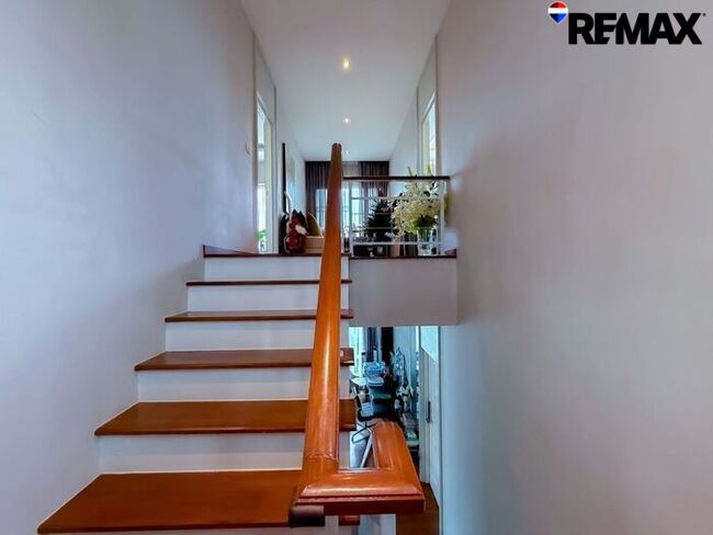 คาซ่า แกรนด์ สุขาภิบาล 5 บ้านเดี่ยว 3 ชั้น ที่ดิน 65.4 ตร.ว. หลังริม วิวสวน ใกล้ รร.สารสาสน์ สายไหม ตรงข้ามตลาดวงศกร สายไหมอเวนิว