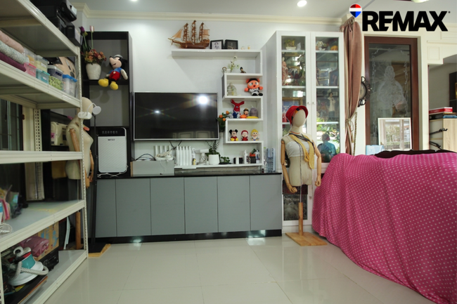 บ้านเดี่ยว บางแวก ราชพฤกษ์ จรัญสนิทวงศ์ เข้าซอยเพียง 200 เมตร 4 ห้องนอน 60 ตร.ว.