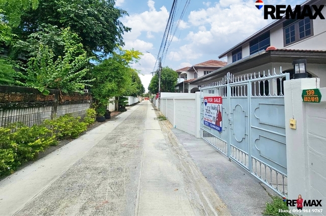 ขาย บ้านสวนผัก ซอย 11 (เข้าซอย500ม.) 72.5 ตร.วา ทำเลศักยภาพ ใกล้ Central Westville ราชพฤกษ์ เพียง 15 นาที ปรับปรุงใหม่ ก.ย. 69 สภาพดี พร้อมเข้าอยู่ ขาย 6 ล้านบาทเท่านั้น