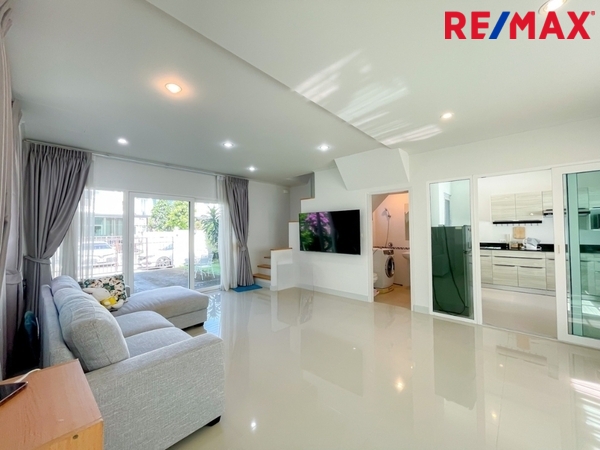 ศุภาลัย วิลล์ รามอินทรา 117 บ้านหลังริม พื้นที่ 48.1 ตารางวา พร้อมพื้นที่สีเขียวรอบบ้าน