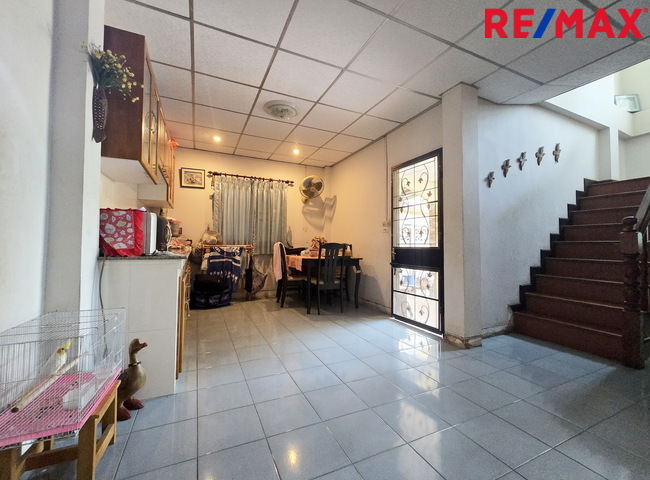 ขายบ้านแฝด หมู่บ้านทวีทอง 3 เพชรเกษม 69 เลียบคลองภาษีเจริญฝั่งเหนือ