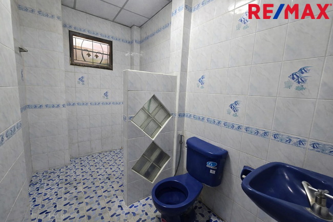 ขายบ้านแฝด หมู่บ้านทวีทอง 3 เพชรเกษม 69 เลียบคลองภาษีเจริญฝั่งเหนือ