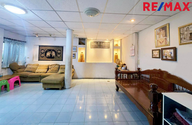 ขายบ้านแฝด หมู่บ้านทวีทอง 3 เพชรเกษม 69 เลียบคลองภาษีเจริญฝั่งเหนือ