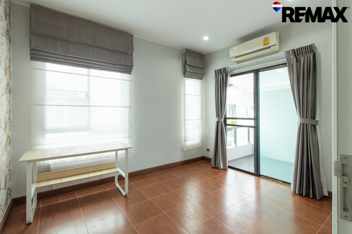 ขายบ้าน หมู่บ้านพฤกษา เซเรนิตี้ เพชรเกษม 81 ข้อเสนอดีที่สุดในโครงการ