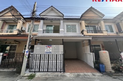 ขาย/เช่า ทาวน์เฮ้าส์ 2 ชั้น รีโนเวทใหม่ พร้อมเข้าอยู่ ในโครงการวิเศษสุขนคร 16 ทำเลดี ประชาอุทิศ 90 ใกล้โรงเรียนสารสาสน์วิเทศ