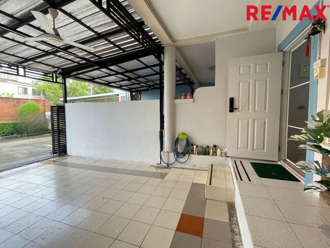 ขายทาวน์เฮาส์เฉลิมพระเกียรติ ร.9 หมู่บ้านศุภาลัย สวนหลวง เขตประเวศใกล้ศรีนครินทร์–เฉลิมพระเกียรติ ร.9 ประเวศ อ่อนนุช หมู่บ้านติดโรงเรียนCharter International School