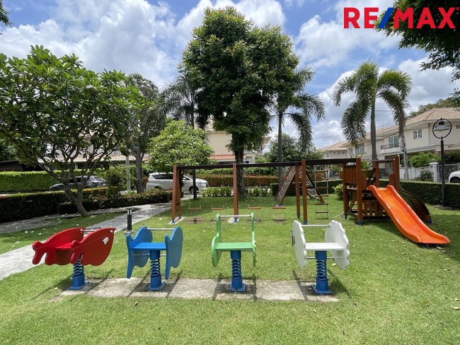 ขายทาวน์เฮาส์เฉลิมพระเกียรติ ร.9 หมู่บ้านศุภาลัย สวนหลวง เขตประเวศใกล้ศรีนครินทร์–เฉลิมพระเกียรติ ร.9 ประเวศ อ่อนนุช หมู่บ้านติดโรงเรียนCharter International School