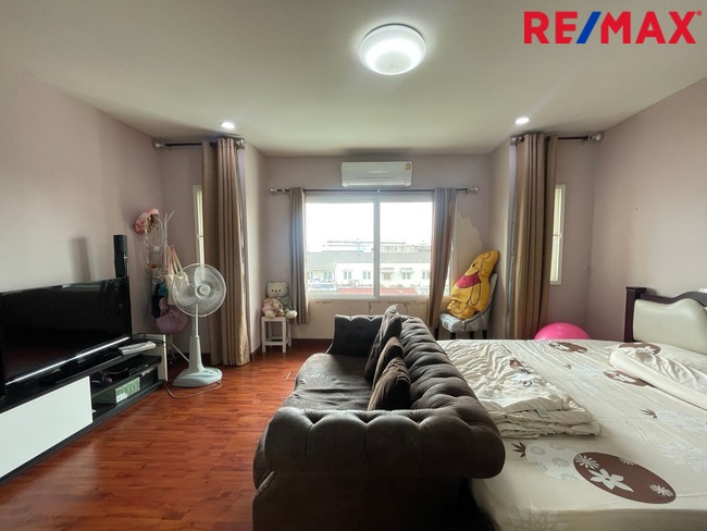 ขายทาวน์เฮาส์เฉลิมพระเกียรติ ร.9 หมู่บ้านศุภาลัย สวนหลวง เขตประเวศใกล้ศรีนครินทร์–เฉลิมพระเกียรติ ร.9 ประเวศ อ่อนนุช หมู่บ้านติดโรงเรียนCharter International School