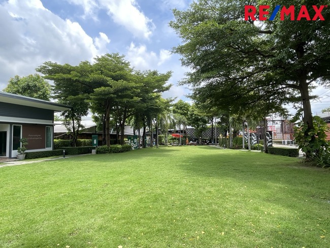 ขายทาวน์เฮาส์เฉลิมพระเกียรติ ร.9 หมู่บ้านศุภาลัย สวนหลวง เขตประเวศใกล้ศรีนครินทร์–เฉลิมพระเกียรติ ร.9 ประเวศ อ่อนนุช หมู่บ้านติดโรงเรียนCharter International School