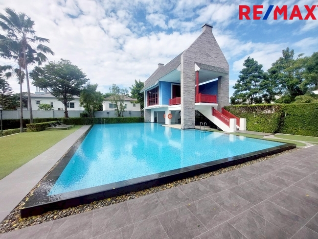 ขายทาวน์โฮม Villaggio เพชรเกษม–สาย 4 ทาวน์โฮมสไตล์อิตาลี ทำเลดี ใกล้เมือง ราคาดีมาก!