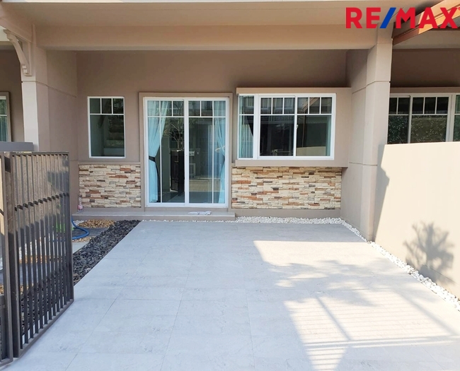 ขายทาวน์โฮม Villaggio เพชรเกษม–สาย 4 ทาวน์โฮมสไตล์อิตาลี ทำเลดี ใกล้เมือง ราคาดีมาก!