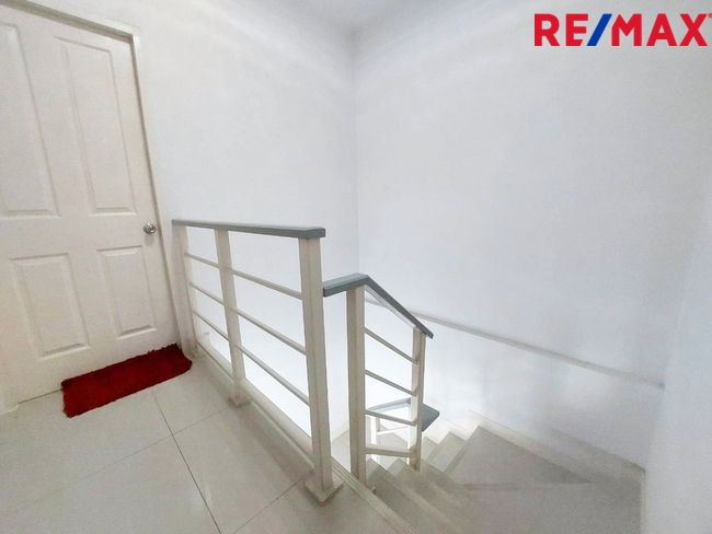 ทาวน์โฮมหลังมุม 2 ชั้น – โครงการเทอเรสพาร์ค เพชรเกษม–สาย 4 (บ้านสวยพร้อมอยู่)