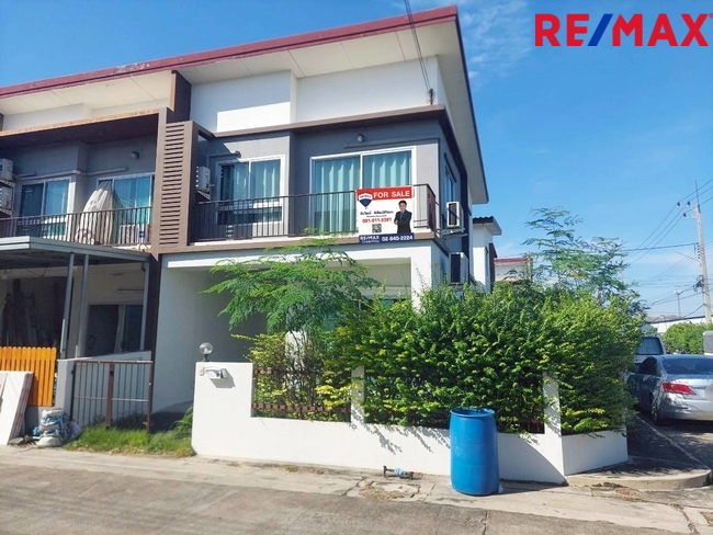 ทาวน์โฮมหลังมุม 2 ชั้น – โครงการเทอเรสพาร์ค เพชรเกษม–สาย 4 (บ้านสวยพร้อมอยู่)