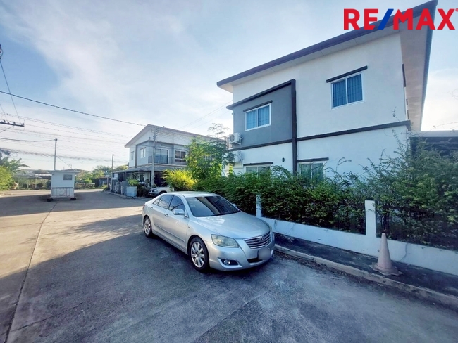 ทาวน์โฮมหลังมุม 2 ชั้น – โครงการเทอเรสพาร์ค เพชรเกษม–สาย 4 (บ้านสวยพร้อมอยู่)