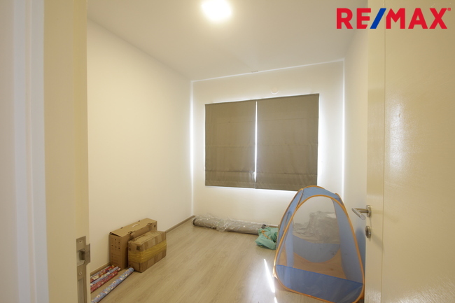 ทาวน์โฮมวิลลาจจิโอสุขสวัสดิ์ ประชาอุทิศ90 โครงการแลนด์แอนด์เอ้าส์ บ้านพร้อมอยู่ ตกแต่งเฟอร์แถมแอร์ 21.4วา ต้นโครงการ ใกล้ทางด่วนสุขสวัสดิ์ บางพลี เดินทางสะดวก