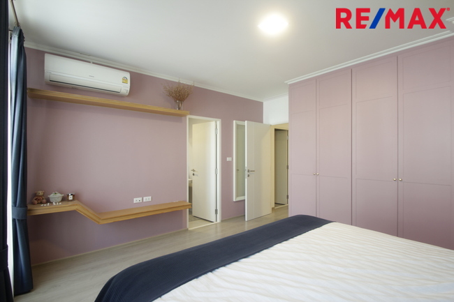 ทาวน์โฮมวิลลาจจิโอสุขสวัสดิ์ ประชาอุทิศ90 โครงการแลนด์แอนด์เอ้าส์ บ้านพร้อมอยู่ ตกแต่งเฟอร์แถมแอร์ 21.4วา ต้นโครงการ ใกล้ทางด่วนสุขสวัสดิ์ บางพลี เดินทางสะดวก