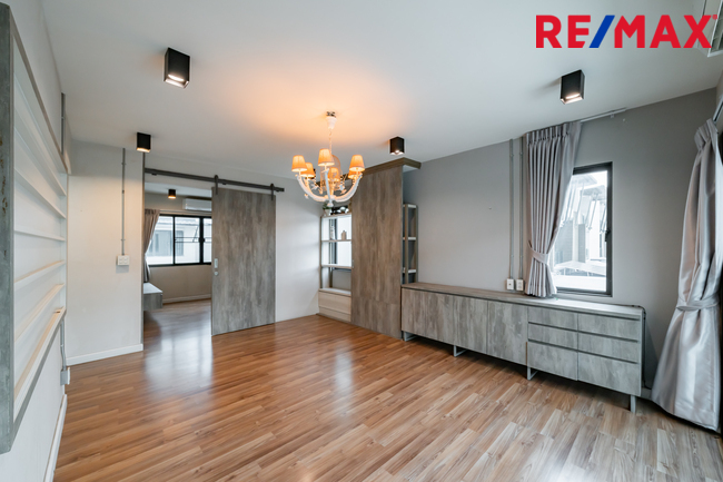 หลังมุม New Listing! 2026 Town Avenue Cocos ทาวน์โฮมจาก Sansiri 23 ตร.วา (#บ้านตัวอย่าง ) พระรามสอง ซอย 50, แยก 7, ใกล้ Central พระรามสอง เพียง 700 เมตร [ขายขาดทุนถึง 1.5 ล้าน มาในราคาพิเศษ!!