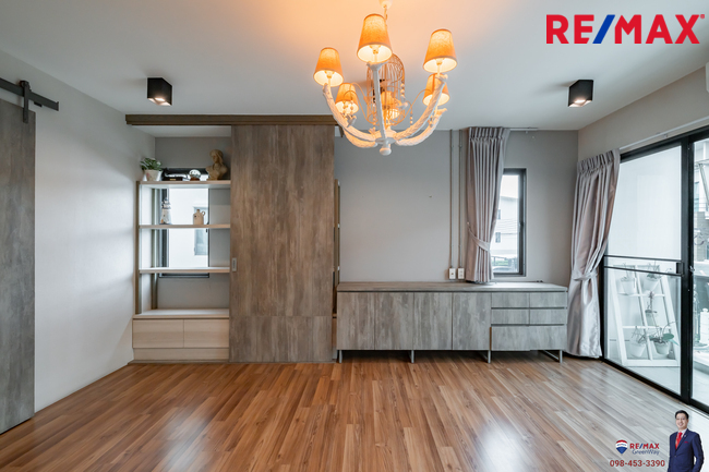 หลังมุม New Listing! 2026 Town Avenue Cocos ทาวน์โฮมจาก Sansiri 23 ตร.วา (#บ้านตัวอย่าง ) พระรามสอง ซอย 50, แยก 7, ใกล้ Central พระรามสอง เพียง 700 เมตร [ขายขาดทุนถึง 1.5 ล้าน มาในราคาพิเศษ!!