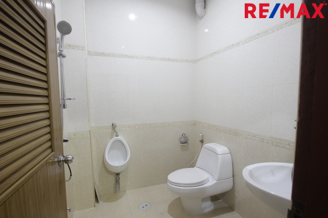 ทาวน์โฮมพาราไดซ์วิลล่า จรัญสนิทวงศ์5 ใกล้รถไฟฟ้าท่าพระ BTSจรัญ13 เดอะมอลล์ท่าพระ บ้านพร้อมอยู่ ตกแต่งแล้ว 3ชั้น 27วา เฟอร์บิวท์อิน เดินทางสะดวก ราคาเจรจาได้