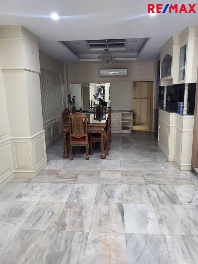 ทาวน์โฮมพาราไดซ์วิลล่า จรัญสนิทวงศ์5 ใกล้รถไฟฟ้าท่าพระ BTSจรัญ13 เดอะมอลล์ท่าพระ บ้านพร้อมอยู่ ตกแต่งแล้ว 3ชั้น 27วา เฟอร์บิวท์อิน เดินทางสะดวก ราคาเจรจาได้