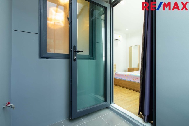 ขายบ้านกลางเมือง สาทร – สุขสวัสดิ์ ทาวน์โฮม 3 ชั้น ในซอยสุขสวัสดิ์ 39 ถูกสุดในโครงการ วิวสะพานภูมิพล