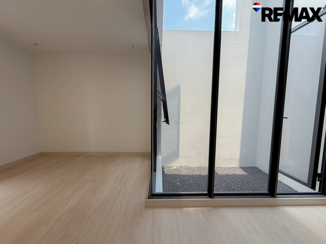 ทาวน์โฮมหรู 3.5 ชั้น The Cabinet 29 (เดอะ คาบิเน็ต ทเวนตีไนน์) ถนนประเสริฐมนูกิจ-รามอินทรา - เกษตร-นวมินทร์ พื้นที่ใช้สอยกว่า 250 ตร.ม.