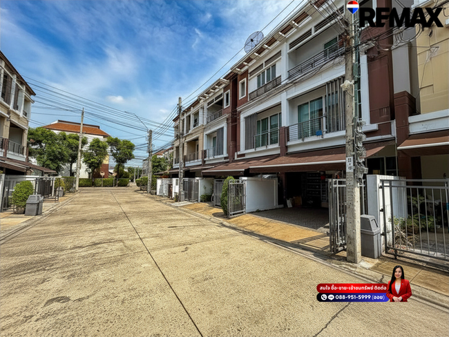 โครงการบ้านกลางเมือง เกษตร-นวมินทร์ (Baan Klang Muang Kaset-Nawamin) ทำเลนวมินทร์ ใกล้ทางพิเศษกาญจนาภิเษก(วงแหวนรอบนอก) ใกล้โรงเรียนบดินทรเดชา
