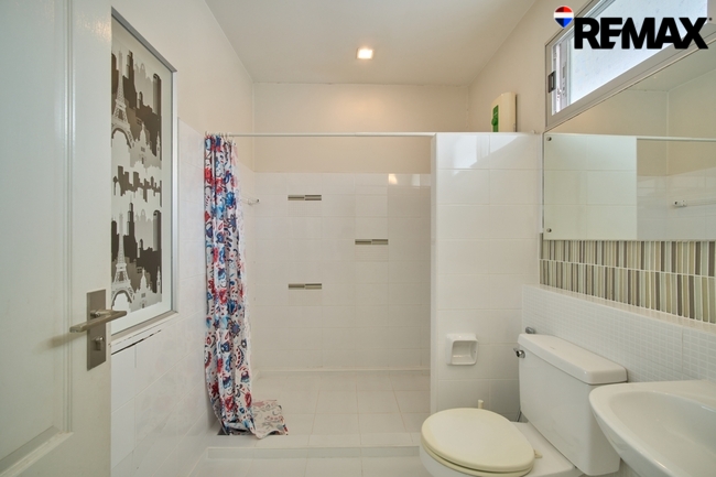 ขายบ้านพุทธบูชา36 บ้านใหม่1พุทธบูชา(หลังมุม) สภาพดี พื้นที่ดินใหญ่กว่า ติดอู่รถเมย์สาย75