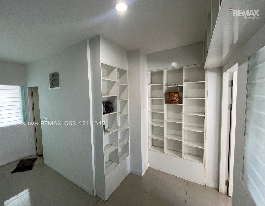 ขายตึก3ชั้น ห้องมุม เทพารักษ์ (ทวีทอง 2) – พื้นที่เหมาะโฮมออฟฟิศ สตูดิโอ สต็อกสินค้า(มีที่จอดรถ)