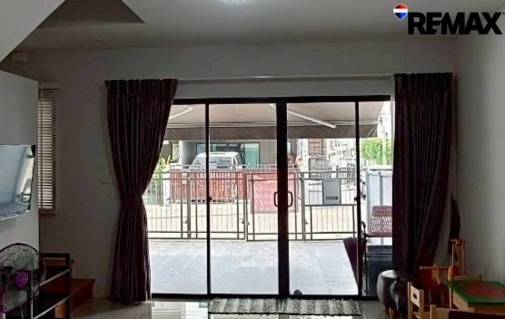ขายทาวน์โฮม 3 ชั้น บ้านกลางเมือง ปิ่นเกล้า-จรัญสนิทวงศ์ ใกล้ทางด่วนศรีรัช และรถไฟฟ้า MRT  3  สาย