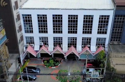 [PREMIUM SALE] ขายอาคารพาณิชย์ 6 คูหา 329 ตร.ว. ติดถนนศรีนครินทร์ / 6-Unit Commercial Building | 329 Sq. Wah | Srinakarin Main Road