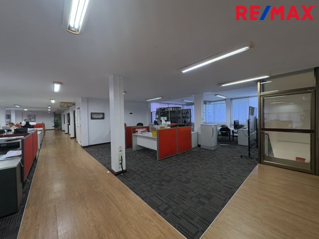 [PREMIUM SALE] ขายอาคารพาณิชย์ 6 คูหา 329 ตร.ว. ติดถนนศรีนครินทร์ / 6-Unit Commercial Building | 329 Sq. Wah | Srinakarin Main Road