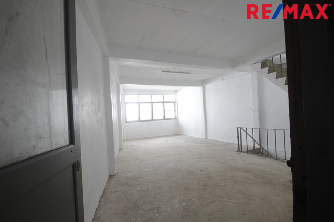 อาคารพาณิชย์สุขสวัสดิ์ บางปะแก้วดาวคะนอง ใกล้ถนนใหญ่เดินเข้าออกได้ รถไฟฟ้าบางปะแก้ว 3ชั้น 16วา รูปที่ดินถุงเงินถุงทอง อยู่อาศัย โกดังเก็บของ