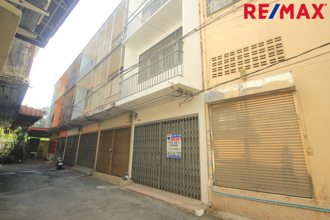 อาคารพาณิชย์สุขสวัสดิ์ บางปะแก้วดาวคะนอง ใกล้ถนนใหญ่เดินเข้าออกได้ รถไฟฟ้าบางปะแก้ว 3ชั้น 16วา รูปที่ดินถุงเงินถุงทอง อยู่อาศัย โกดังเก็บของ