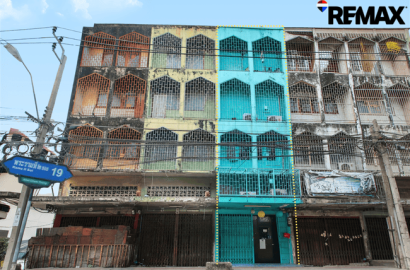 อาคารพาณิชย์ติดถนนพระราม 2 ทำเลค้าขาย ใกล้ทางด่วน ราคาพิเศษเพียง 4.3 ล้าน