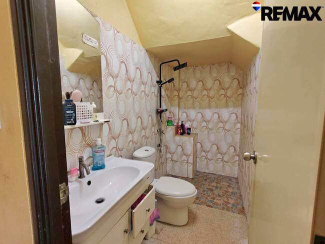 ขาย อาคารพาณิชย์ ติดถนนประชาอุทิศ ซ.27 ทำเลทองค้าขายดี ตรงข้าม ร.ร.ชูสินทองประดิษฐ์อนุสรณ์ สวยสภาพดีมาก