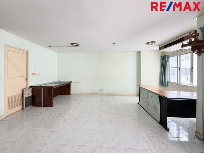 คอนโดคอมมอนเวลธ์ ปิ่นเกล้า | ห้อง Studio ติด MRT บางยี่ขัน บรรยากาศโปร่งสบาย เดินทางเข้าเมืองง่าย