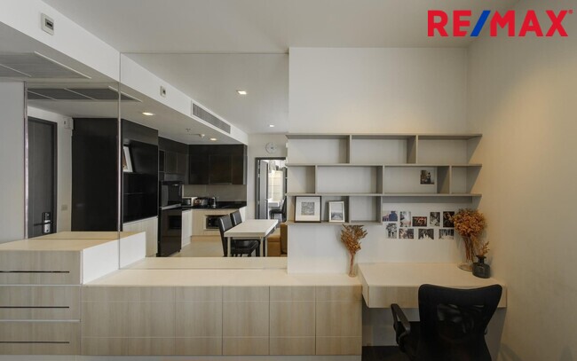 ขายคอนโดสุขุมวิท 𝗘𝗱𝗴𝗲 𝗦𝘂𝗸𝗵𝘂𝗺𝘃𝗶𝘁 𝟮𝟯 (ห้องมุม) วิวดี แต่งสวย ราคาดีที่สุด ติด BTS อโศก และ MRT สุขุมวิท