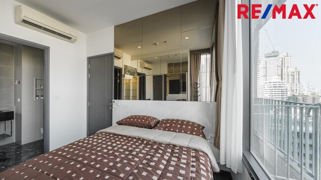 ขายคอนโดสุขุมวิท 𝗘𝗱𝗴𝗲 𝗦𝘂𝗸𝗵𝘂𝗺𝘃𝗶𝘁 𝟮𝟯 (ห้องมุม) วิวดี แต่งสวย ราคาดีที่สุด ติด BTS อโศก และ MRT สุขุมวิท