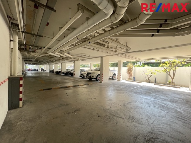 คอนโดใกล้ BTS บางนา อุดมสุข Full Furnished Duplex Condo in Bangna Beyond Sukhumvit เดินทางสะดวก ใกล้ BTS และทางด่วนคอนโด Low-rise บรรยากาศสงบ