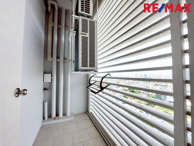 ขายคอนโดวิวแม่น้ำเจ้าพระยา ห้องมุม ชั้นสูง โครงการ De Lapis Charan 81