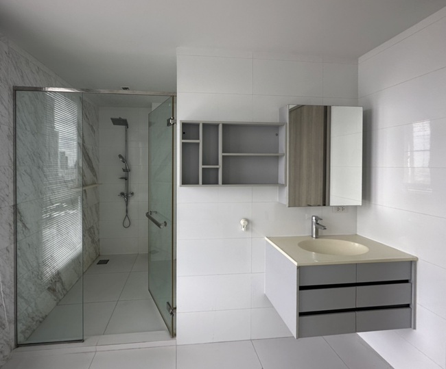 (New Listing! รับฟังข้อเสนอ! ) HQ Thonglor (2 ห้องนอน ขายพร้อมผู้เช่า รับรายได้ทันที!!