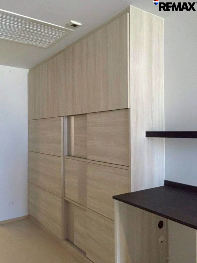 (New Listing! รับฟังข้อเสนอ! ) Rhythm Sukhumvit 44/1 (2 ห้องนอน 1 ห้องน้ำ ติด BTS พระโขนง ขายพร้อมผู้เช่า รับรายได้ทันที!!