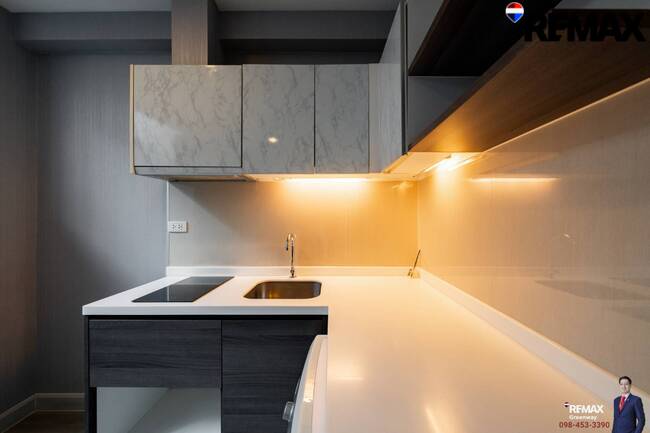 Centric Sathon-St.Louise ห้อง Duplex 1 ห้องนอนใหญ่ (Rare) และที่มีที่จอดรถ Fixed อยู่ชั้น 1