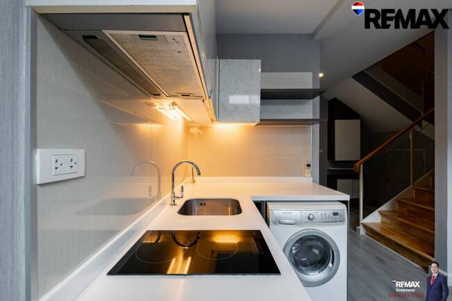 Centric Sathon-St.Louise ห้อง Duplex 1 ห้องนอนใหญ่ (Rare) และที่มีที่จอดรถ Fixed อยู่ชั้น 1