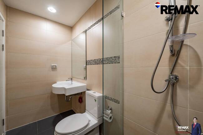 Centric Sathon-St.Louise ห้อง Duplex 1 ห้องนอนใหญ่ (Rare) และที่มีที่จอดรถ Fixed อยู่ชั้น 1