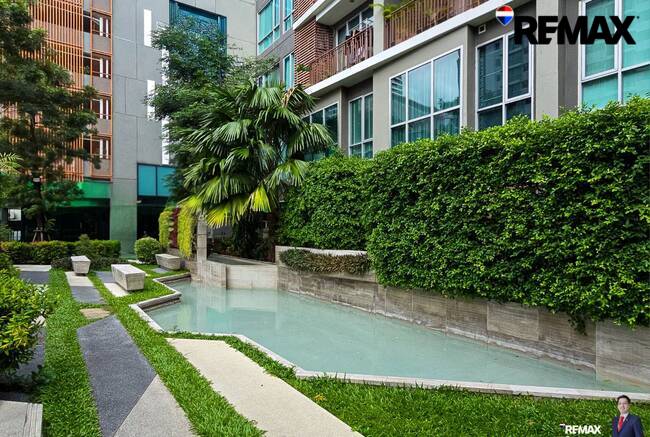 Centric Sathon-St.Louise ห้อง Duplex 1 ห้องนอนใหญ่ (Rare) และที่มีที่จอดรถ Fixed อยู่ชั้น 1